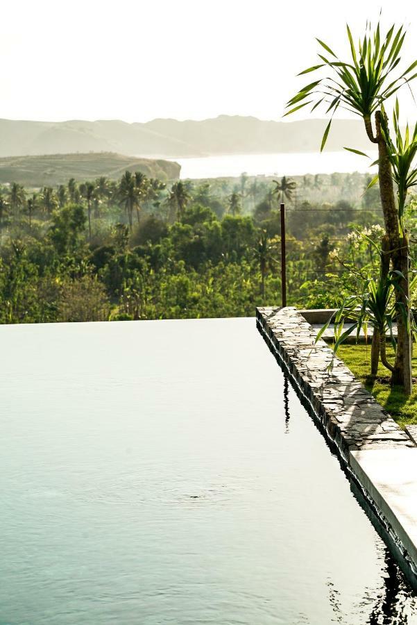 Villa Strata Kuta  Exterior photo